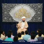 طرح بنر و کتیبه ولادت امام رضا (ع) زمینه نقره‌ای قلم‌زنی تایپوگرافی طلایی یا امام رضا 8018